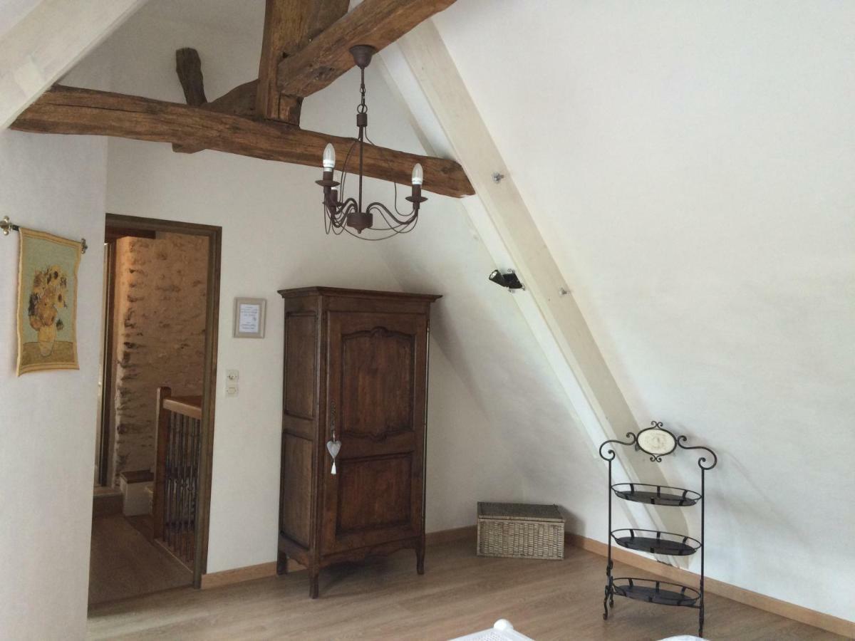 La Bihourderie Bed & Breakfast Azay-sur-Indre Bagian luar foto