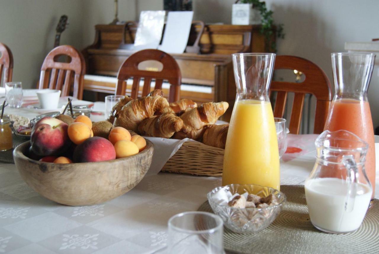 La Bihourderie Bed & Breakfast Azay-sur-Indre Bagian luar foto
