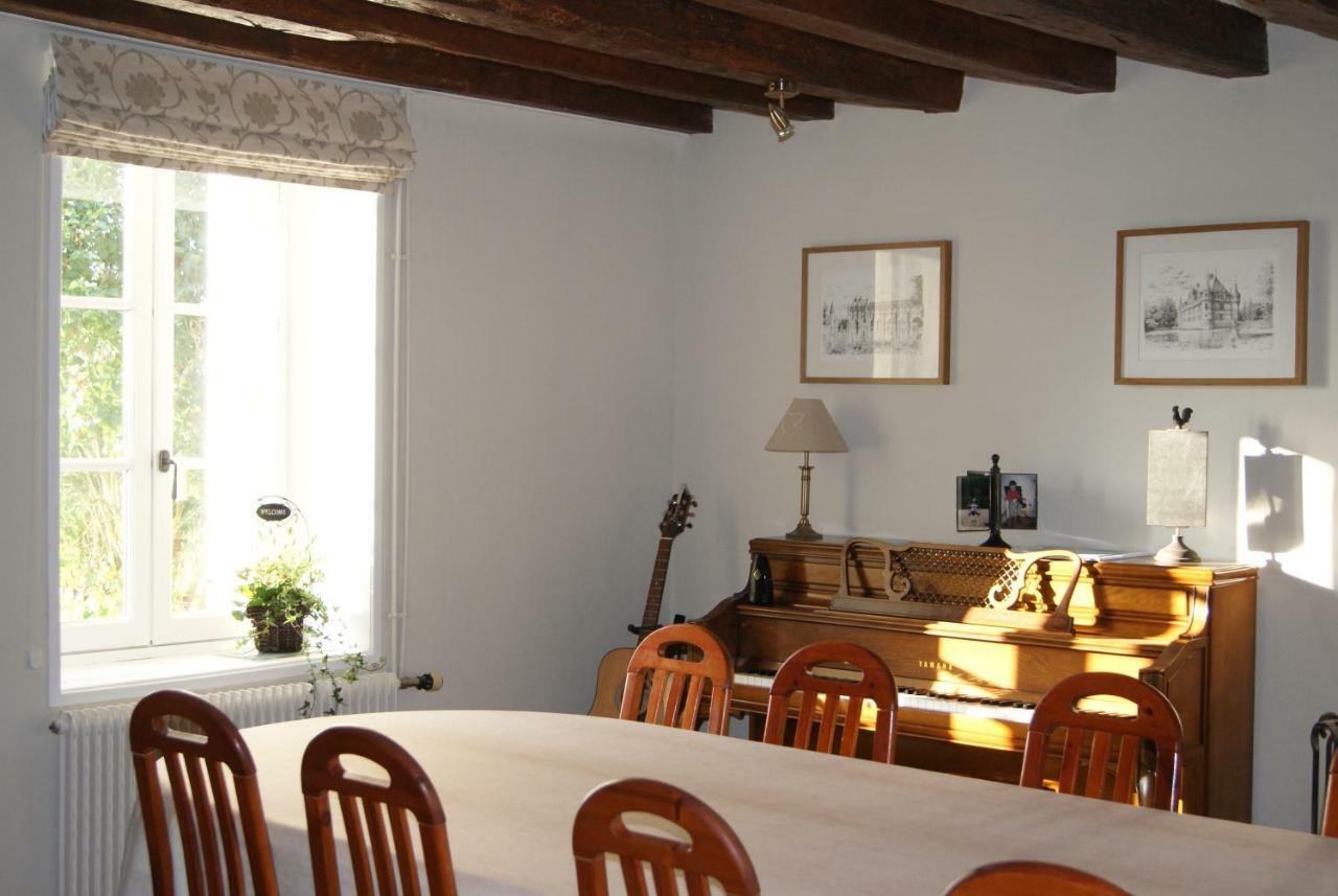 La Bihourderie Bed & Breakfast Azay-sur-Indre Bagian luar foto